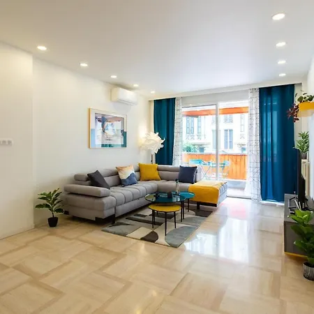 L38 Hobeika Fleur 7min Walk To Beach,free Park,balc&ac * Niza