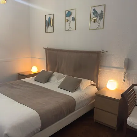 Otel Garden 3*