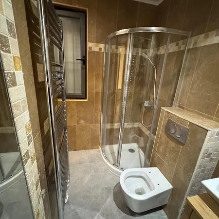 Jardin 10mn Centre Apartment