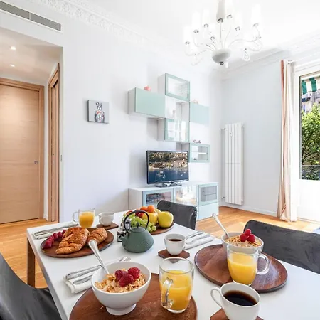 Apartman Joffre 49-d - Charming 2 Bedroom - Carre D'or *