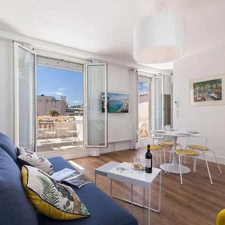 Spitalieri- Sunny Terrace With View -New Apartment * Nice