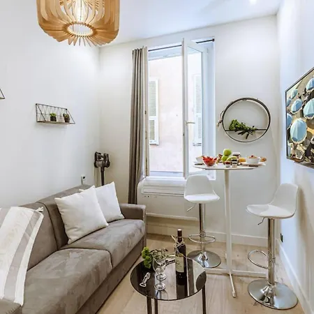 Bunico 1 - Old Town Renovated Studio 니스