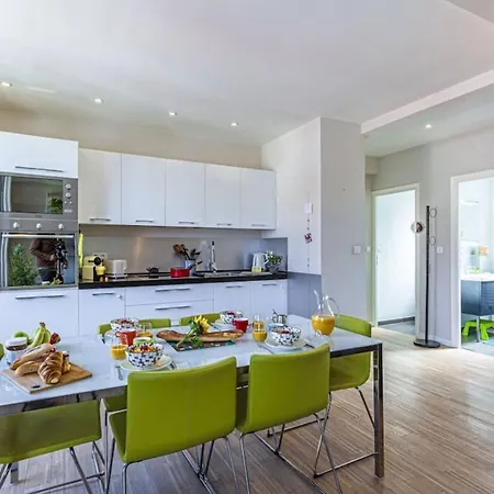 Berlioz 1 - City Center 2 Rooms - Last Floor