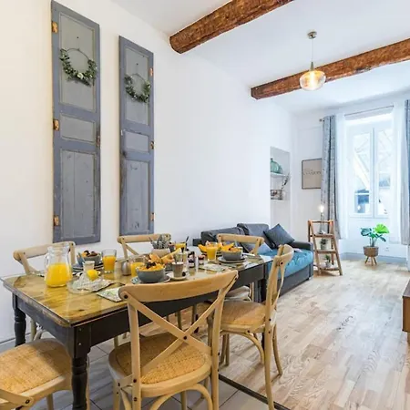 Gallieni - Superb & Unique In City Center Apartamento