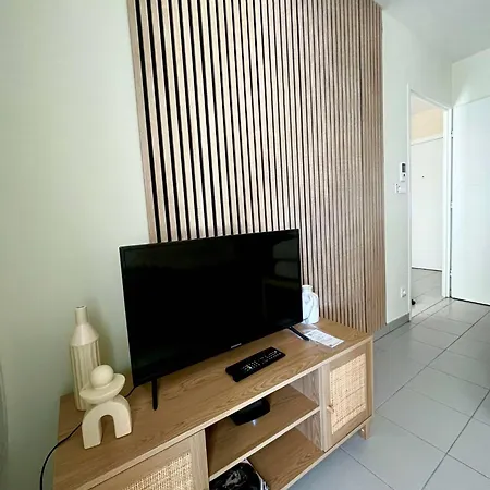 Appartement 4 Personnes - Clime - Terrasse - Pr Port - Centre - Gare - Tramway Nice