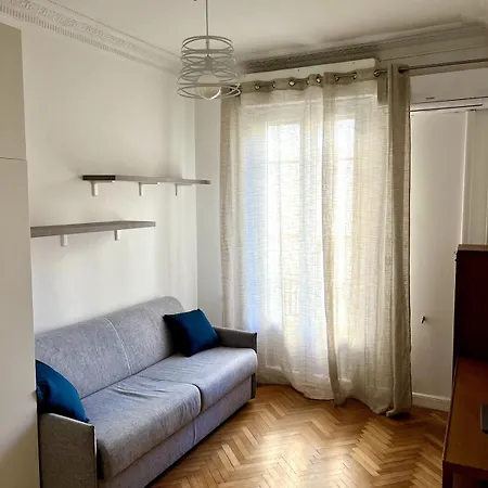 Lumineux Dans Le Quartier Des Fleurs Apartment