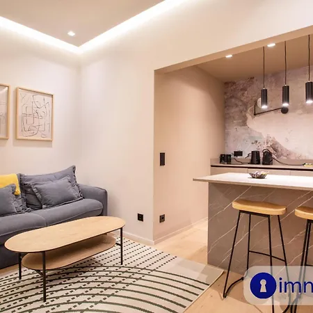 Apartment Air-conditioned In Old