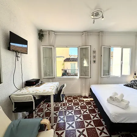 Daire Riviera - Les Toits D Augustin - Bright With A C - Old Town