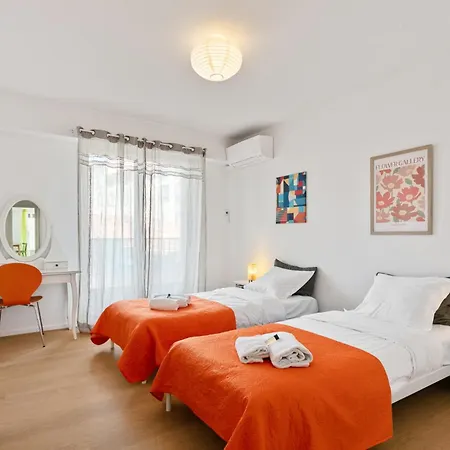 Hotel apartamentowy De Dijon Fshh