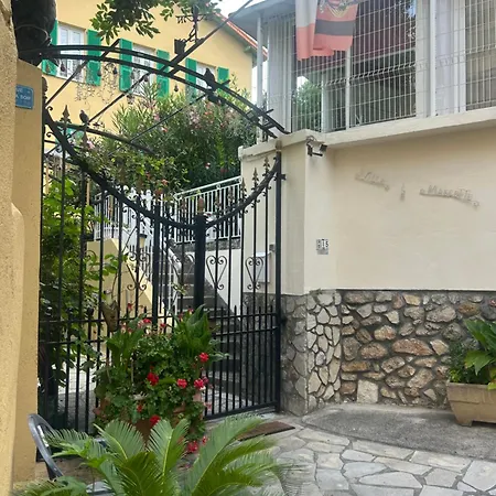 La Mascotte Apartman
