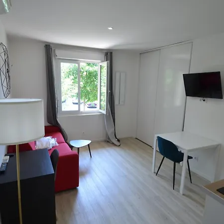 Cassin - Next To Tramway Line 2 Near Airport Апартаменты
