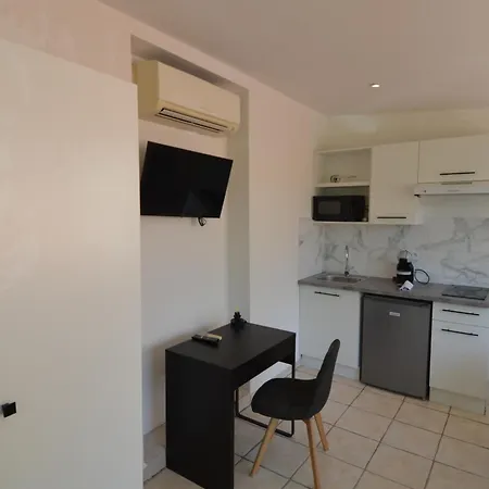Appartement Cassin - Next To Tramway Line 2 Near Airport Nice