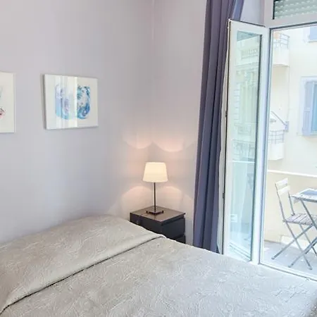 Hotel Paradis 2*