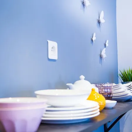 Apartment Studio Papillon - Port De Nice Five Stars Holiday House *