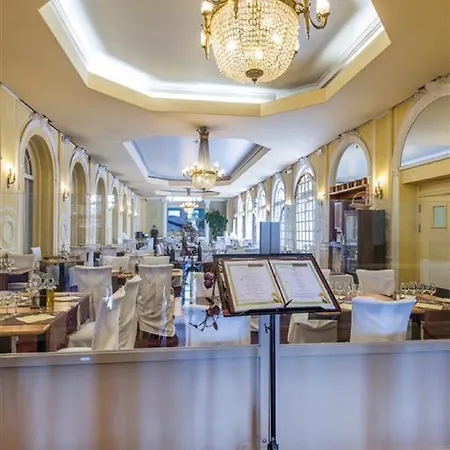 Le Royal Promenade Des Anglais