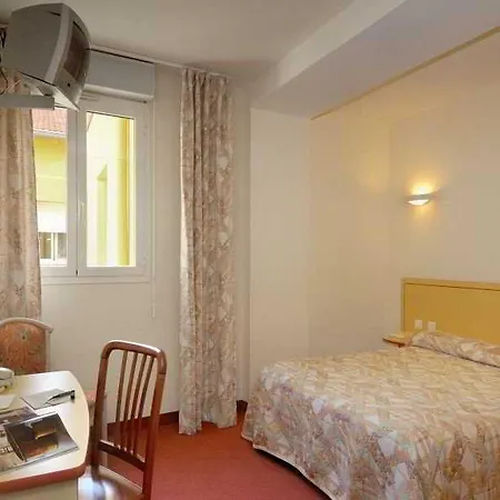 Mini-hôtel Share