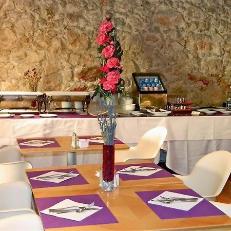 B4 Park Hotel 4*