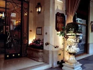 Du Petit Louvre Hotel