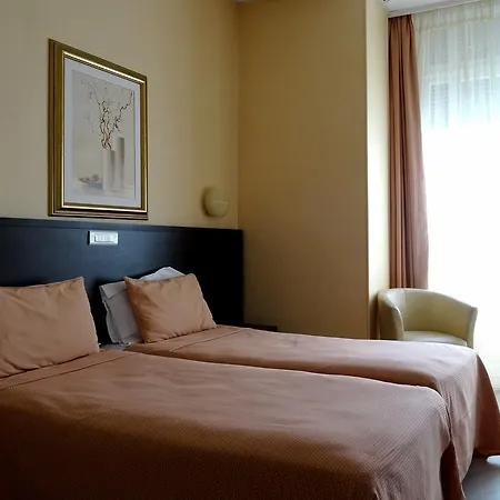 Hotel Ambassador