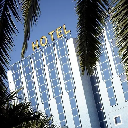 Greet Aeroport Promenade Des Hotel
