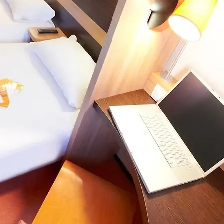 Greet Aeroport Promenade Des Hotel