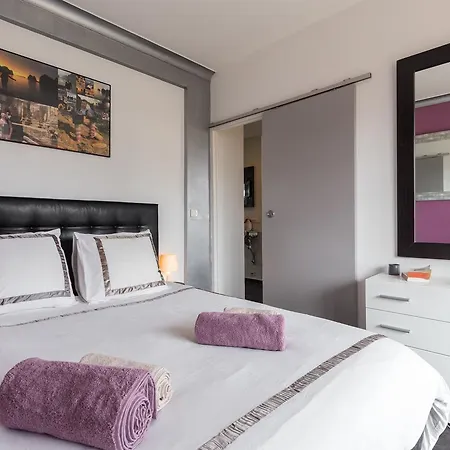 Appartement Le Mantega - F2 Moderne,centre Ville, 2 Grandes Terrasses,climatisation, Ascenseur *