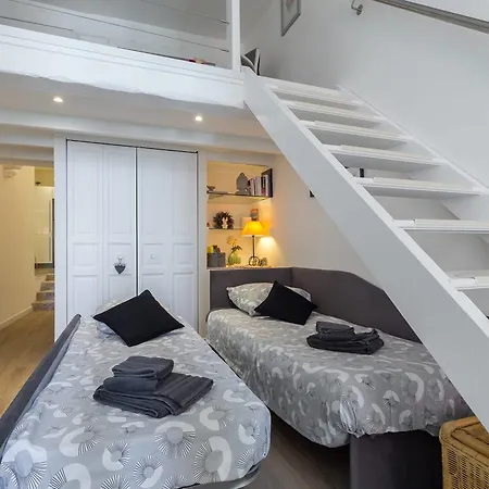 Apartment Barillerie - Loft Moderne, Face Mer, Vieux-nice.