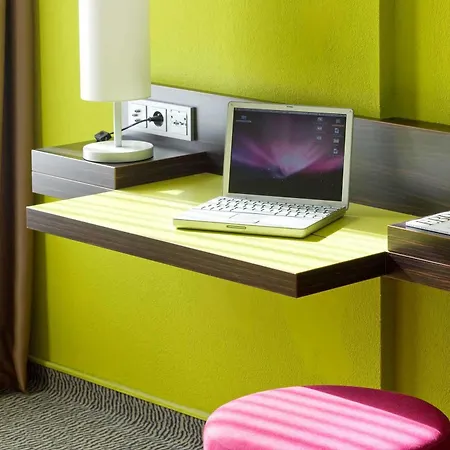 Ibis Styles Centre Port 3* Niza