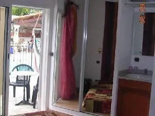 Dhotes La Morena Szálloda Vallauris