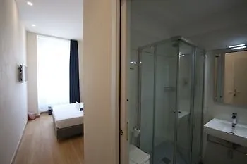 Boutique Neptune 2* ניס