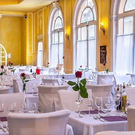 Le Royal Promenade Des Anglais Szálloda 3*