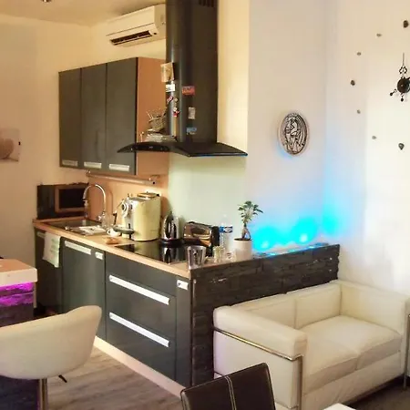 Hotel Arome 3*