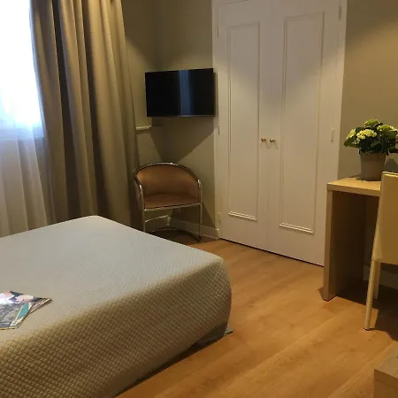 Hotel Ambassador 3*