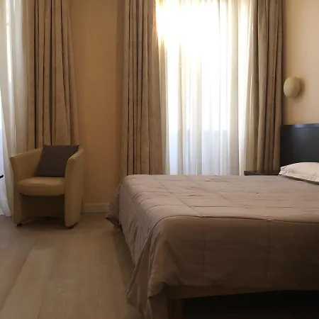 Hotel Ambassador