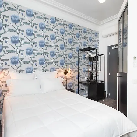 Arome Hotel 3*