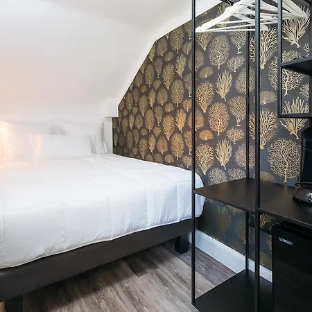 Arome Hotel 3*