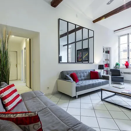 Apartment Ste Reparate F4 Moderne, Design, Place Rossetti, Heart Old Town Nizza