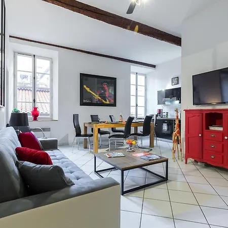Ste Reparate F4 Moderne, Design, Place Rossetti, Heart Old Town Apartment Nizza