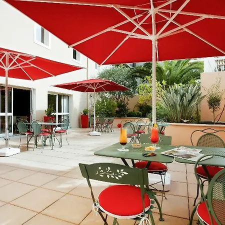 Easyhotel Old Town Νίκαια