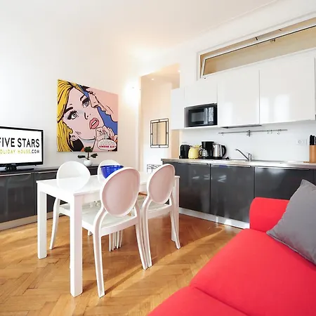 Halevy 5 Stars House 니스