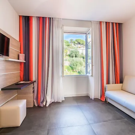 Le Saint Paul 3*