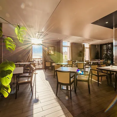 Le Saint Paul 3* Nicea