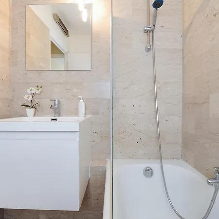 Apartmán Etoile Grand Five Stars House Nice