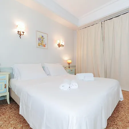 Appartamento Le Royal Res. Negresco Five Stars House *