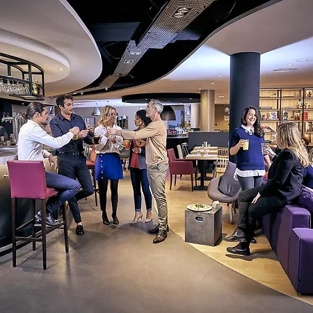 Hotell Campanile Aeroport Nice