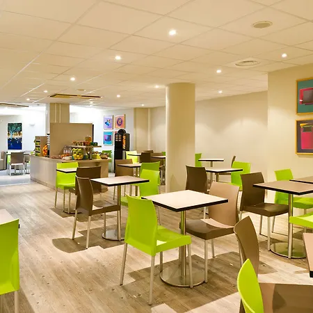 Ibis Styles Centre Port Hotel Niza