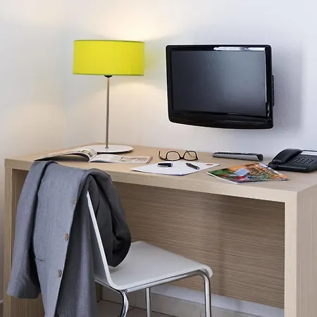Adagio Access Magnan