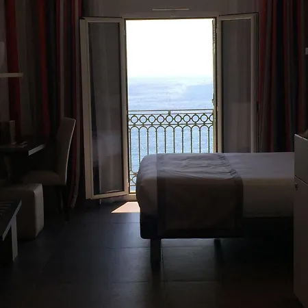 Le Saint Paul 3*