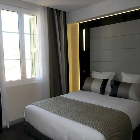 Hotel Le Saint Paul 3*