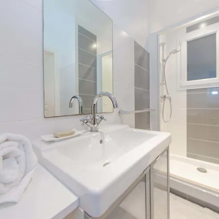Studio Papillon - Port De Nice Five Stars Holiday House